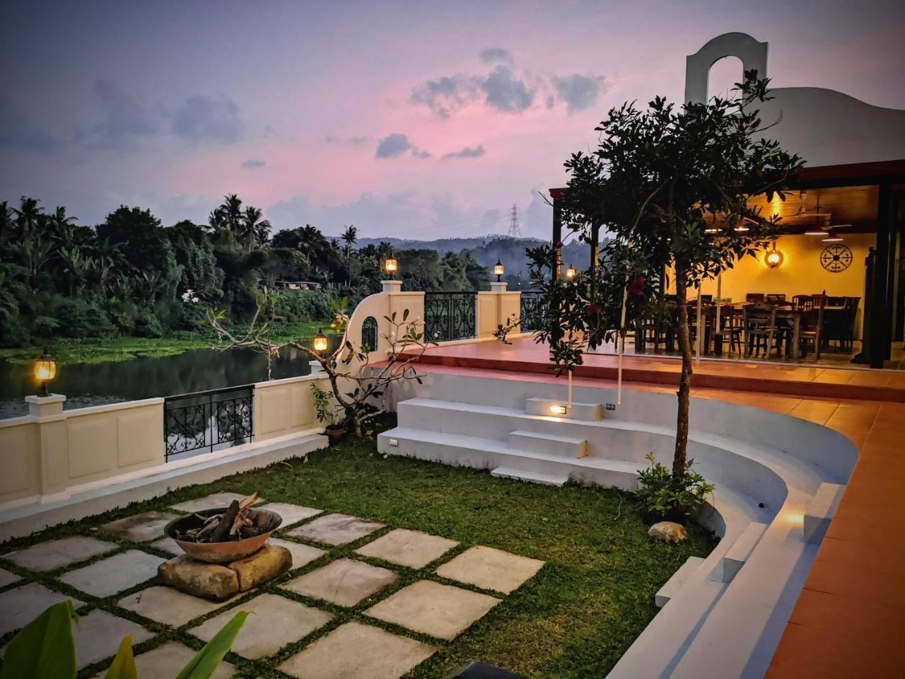 Casa Marina Bed And Breakfast Pagsanjan Exteriér fotografie